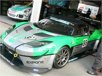 Zelená flotila Lotusů KT motorsport vystrčila na Hungaroringu růžky